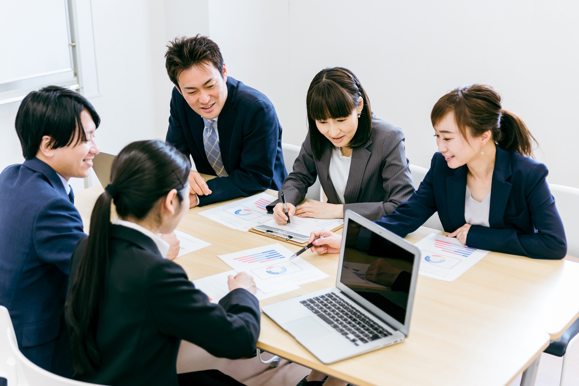 d100e7626a90dd57afa69311ecb375b41c89fb69671482e3986b07fb1c78d5a9 |